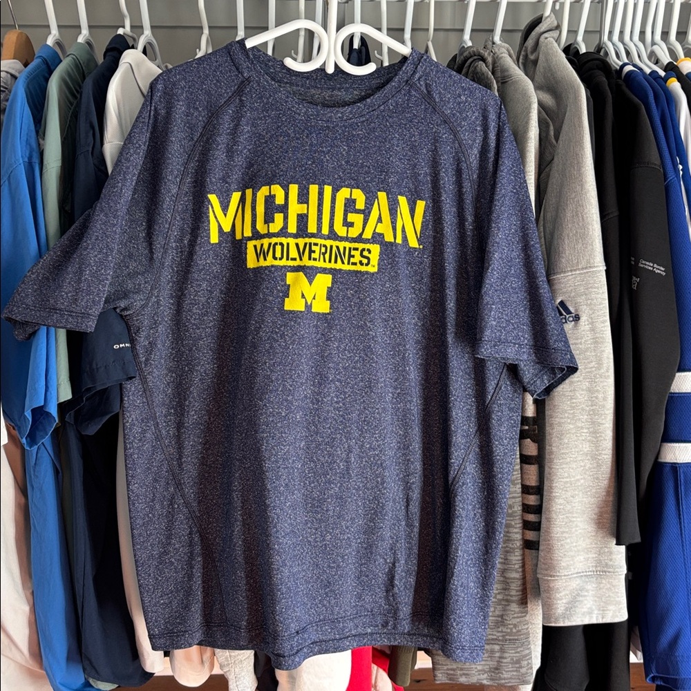 Michigan Wolverines Locker room tee